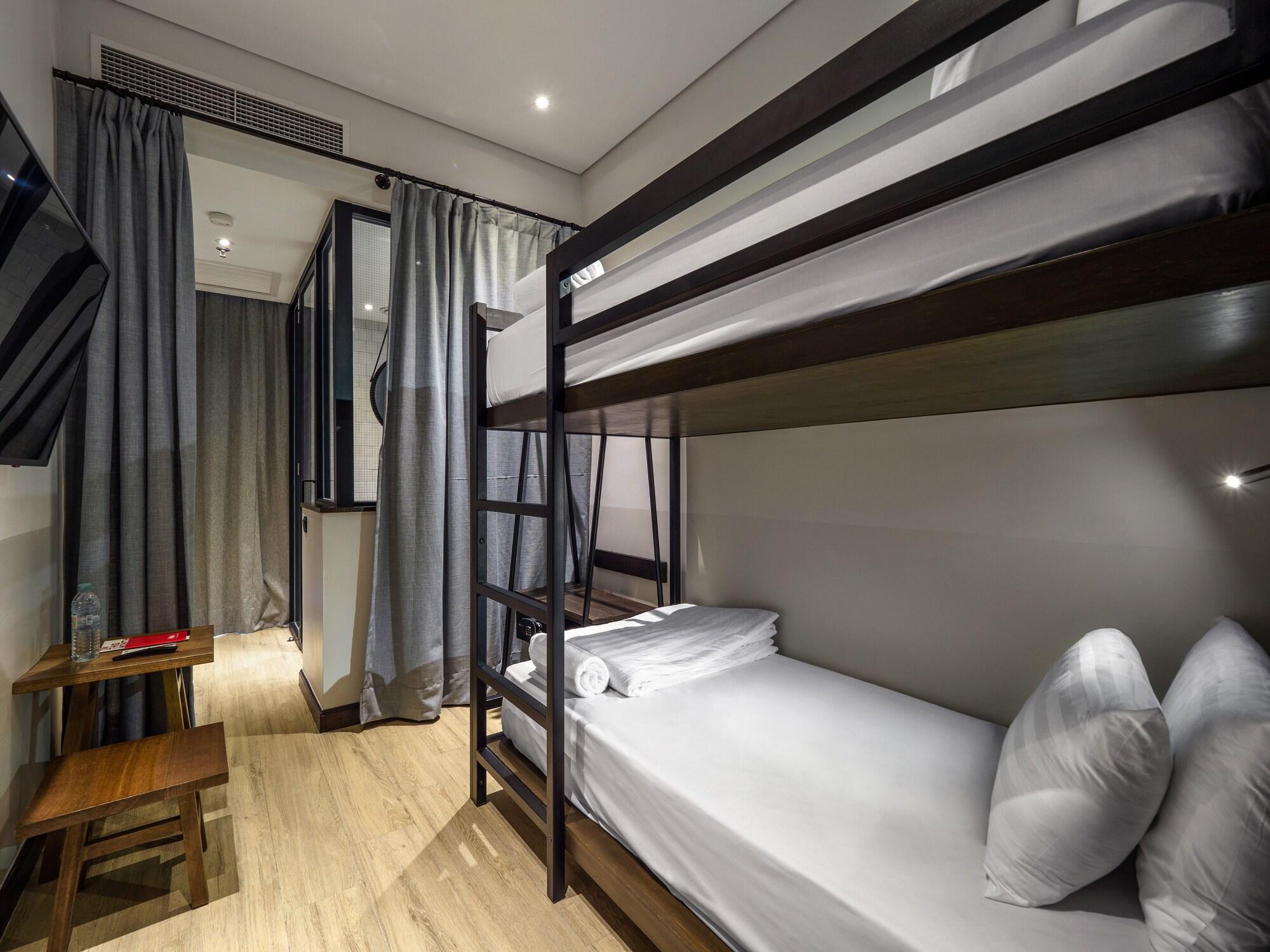 Tune Hotel Klia-Klia2, Airport Transit Hotel Сепанг Экстерьер фото